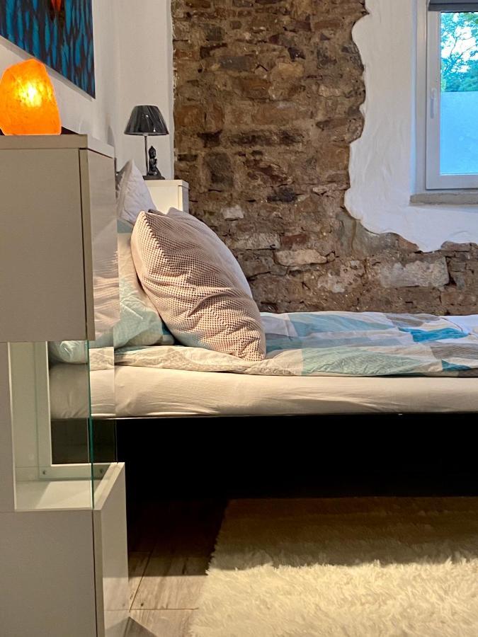Eifelstein, Apartment Mit Whirlpool Und Ofen Кроненбург Экстерьер фото